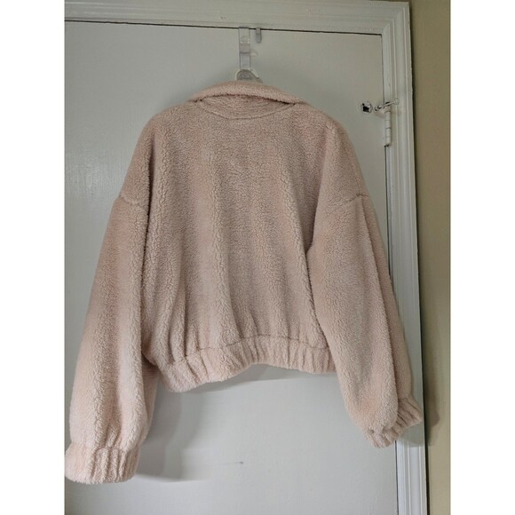 Kimchi Blue Snow Bunny Printed Piled Fleece Zip-Up Jacket (Pink Cat Tapestry) - Picture 3 of 3